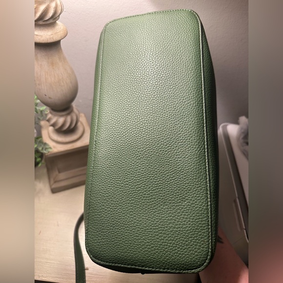 Nanette Lepore Green Shoulder Bag and Crossbody Bag - Picture 6 of 11